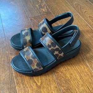 Sketchers Lux Foam Leopard Sandals